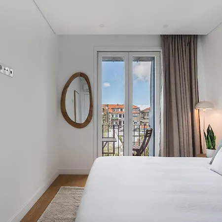 Appartement Bright & Cozy Almada - *