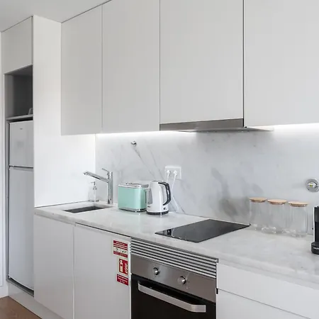 Bright & Cozy Almada - Appartement Porto