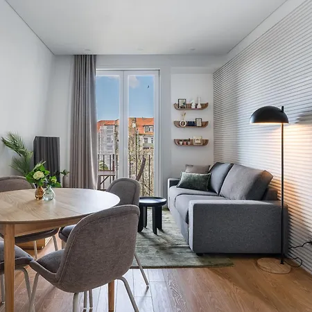 Appartement Bright & Cozy Almada - *